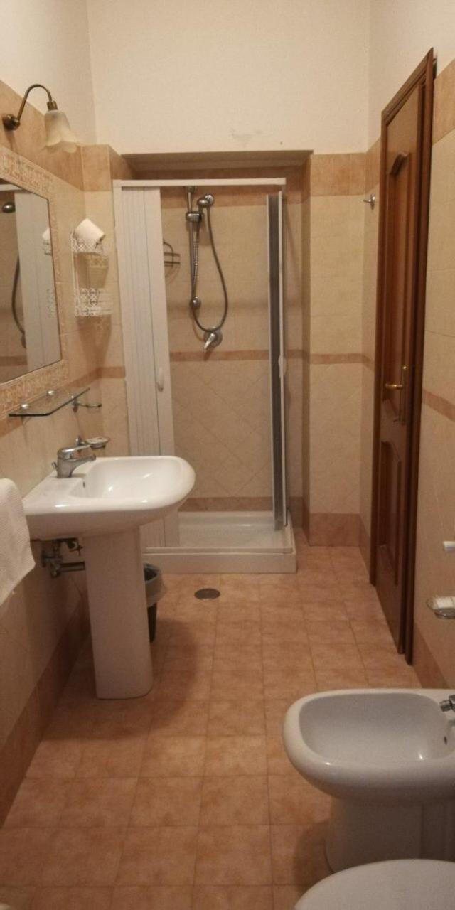 Hotel Universo Fiuggi Zewnętrze zdjęcie
